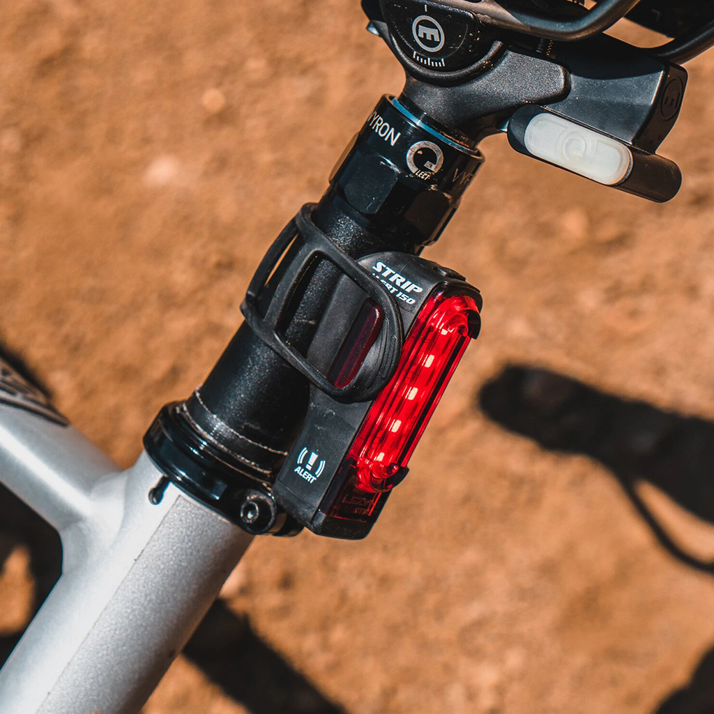 lezyne alert rear light